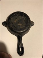 Wagner where cast-iron mini skillet 1050 a