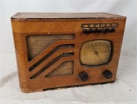 1939 Philco Model 39-7 Tube Radio