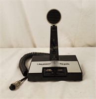 Hy-power By Hy-gain Model 610 Desk Microphone