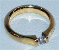 18KT YELLOW GOLD ENGAGEMENT RING