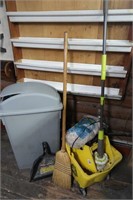 Wheeled Mop Bucket w/Supplies, Lg Trash Can