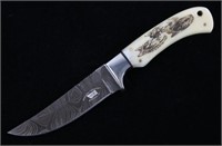 Yellowstone Wolves Scrimshaw Damascus M.T. Knives