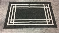 Mohawk accent rug
