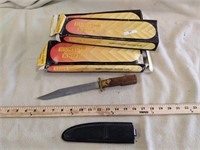 3 Folding Hunting Knives and Sheaths