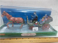 FUN LEMAX HORSE AND CARRIAGE TABLE ACCENT