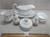 ROYAL ALBERT MEMORY LANE SERVING PIECES