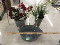 wash pans/bucket, asst flowers
