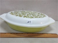 COOL OVAL PYREX CASSEROLE AND COVER