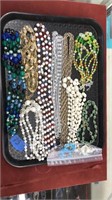 Tray lot of jewelry