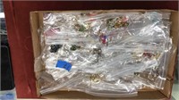 Tray lot of assorted earrings