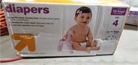 Sz 4 Up & Up Diapers
