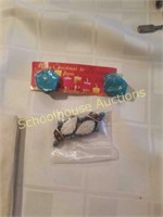 2 pairs of earrings. Large turquoise stone