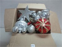 NICE BOX OF CHRISTMAS TREE ORNAMENTS