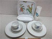 CORN PLATE AND BLUE/WHITE DISHES