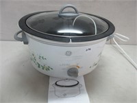 GE SLOW COOKER - LIKE NEW