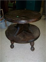 2 Tier Table: 24" Tall x 19.5" Wide