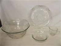 Glass Set: Lrg Bowl 4.5"T/11.5"W-12"Plate, Creamer
