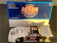 Scott Bloomquist 1995 1:24 Die Cast Race Car