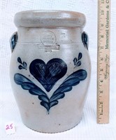 Rowe pottery crock w/cobalt blue decor