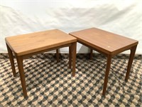 2 tables d'appoint en bois de Teck Danemark