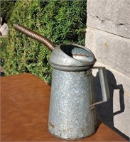 Galvanized 1 gallon oil can with flexible spout
