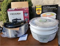 Food dehydrator and Crockpot - in original boxes