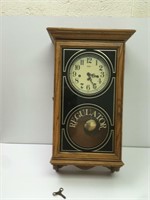 Nice Oak Regulator Wind Up Clock