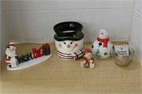 SELECTION OF SNOWMAN DECOR AND MORE