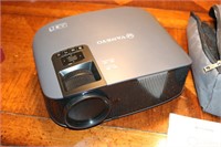 VANKYO PROJECTOR-LIKE NEW WITH CASE