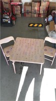 Child’s princess table w/ 2 chairs