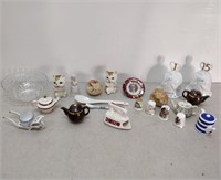 collectable small glassware
