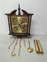 Citizen clock with pendulum, weight and key