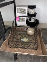 LOT OF DECOR / TRAYS / MORE (SEE ALL PICS)