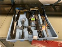 CUTLERY TRAY AND CONTENTS