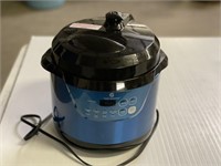 Cook’s Essentials Digital Pressure Cooker