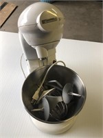 Kenmore Power Mixer with Attachments