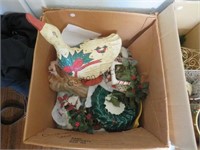 BOX OF ASSORTED CHRISTMAS DECOR