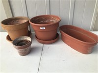 Plastic Planting Pots