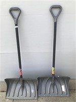 2 Steelcore Snow Shovels