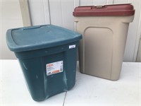2 Storage Containers with Lids