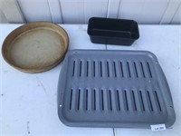 Stoneware Dish, Broiler Pan, Bread Pan