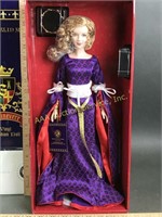 Franklin Mint, Guinevere Fashion Doll