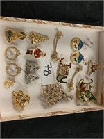CHRISTMAS VINTAGE PINS AND EARRINGS