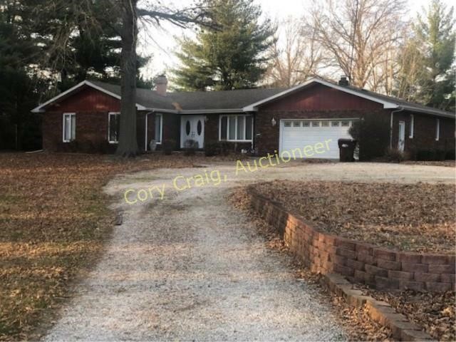 Country Real Estate Auction Taylorville IL