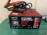 NICE CENTURY BATTERY CHARGER MODEL 87151