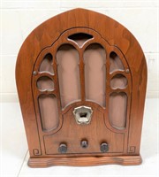 antique tube style radio