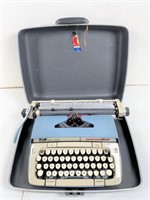 Smith Corona- Classic 12 type-writer