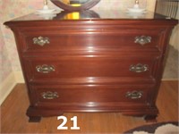 Mahogony 3 Drawer Dresser