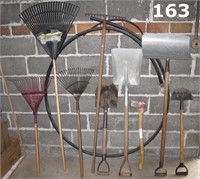 Garden Tool Lot