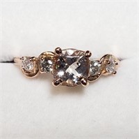 $1990 10K  Morganite(1ct) Diamond(0.2ct) Ring